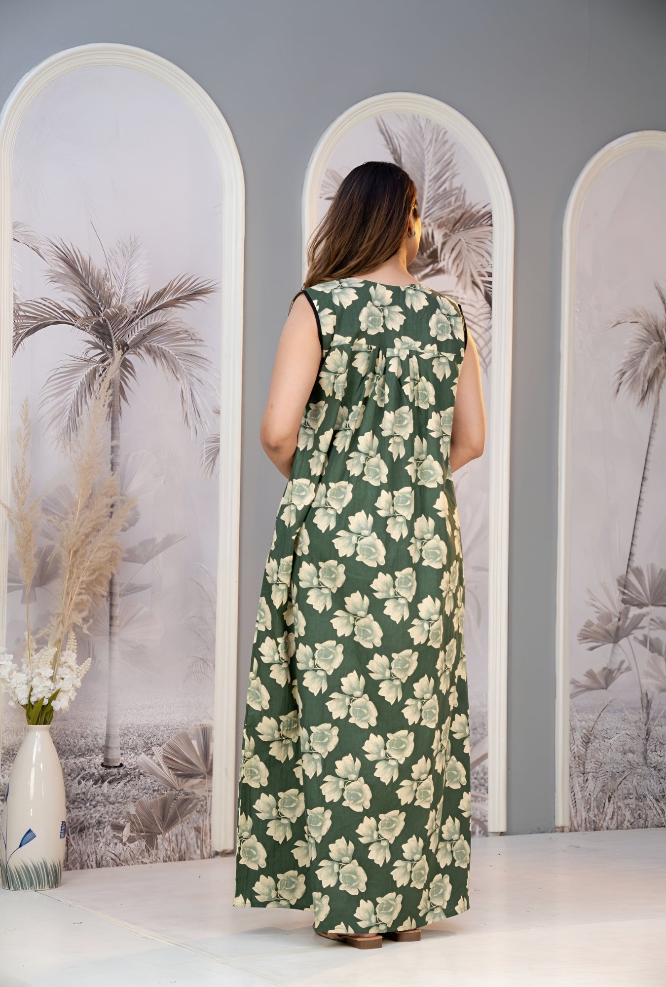 Evergreen Bloom Sleeveless Cotton Night Gown