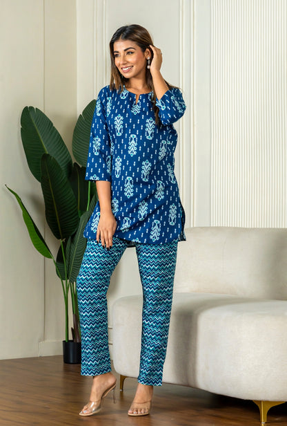 Ikat Infinity Blue Cotton Loungewear set