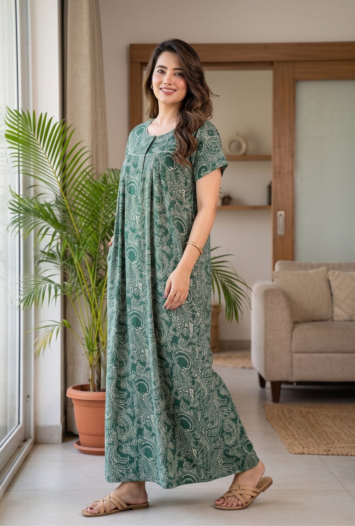 Outline Paisley Green Cotton Printed Nightwear Gowns