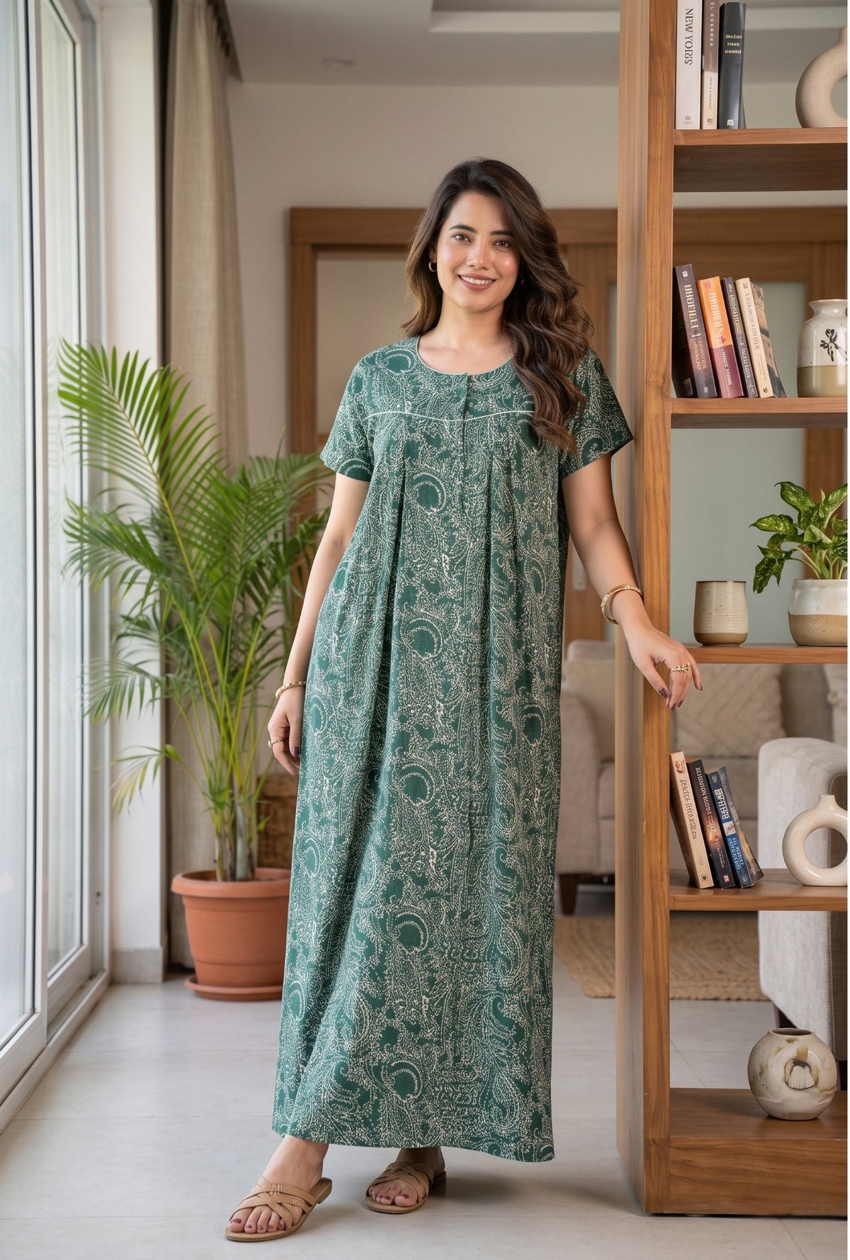 Outline Paisley Green Cotton Printed Nightwear Gowns